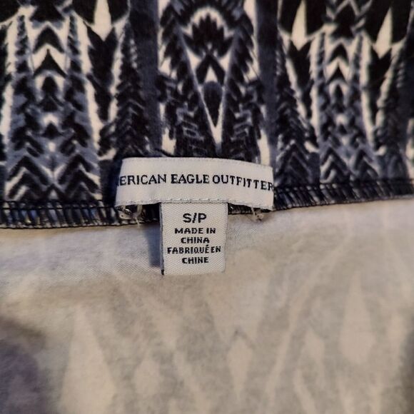 American Eagle Aztec Pattern Mini Skirt Small - Picture 3 of 4